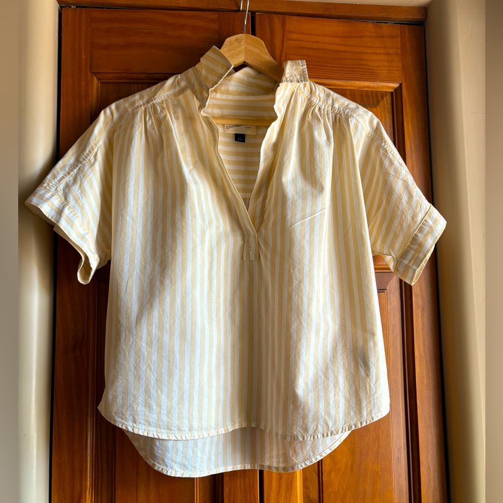 Universal Thread cropped blouse